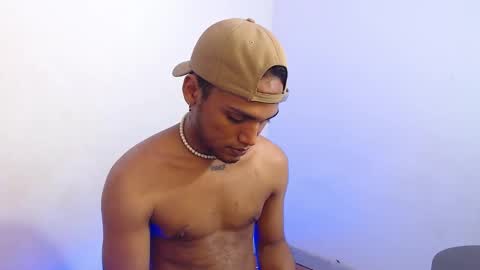 Snapshot of mateo_nick chatting on February 2, 6:06 pm Mateo and Noah online show from February 2, 6:06 pm