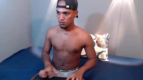 Snapshot of mateo_nick chatting on March 14, 7:25 am Mateo and Noah online show from March 14, 7:25 am