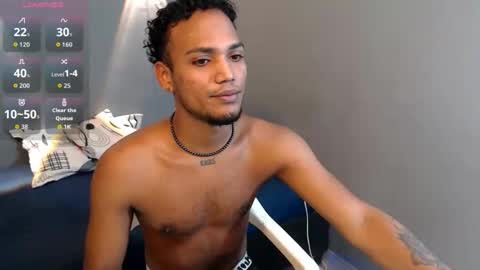 Snapshot of mateo_nick chatting on April 5, 5:43 pm Mateo and Noah online show from April 5, 5:43 pm