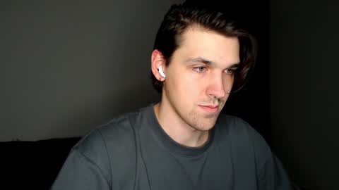 Snapshot of mateo_zeus chatting on November 12, 3:51 am mateo_zeus online show from November 12, 3:51 am