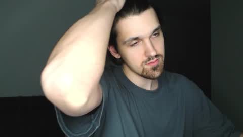 Snapshot of mateo_zeus chatting on December 17, 12:27 am mateo_zeus online show from December 17, 12:27 am