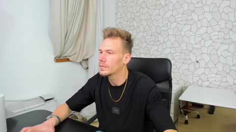 MateoBenjamin online show from January 6, 7:45 pm