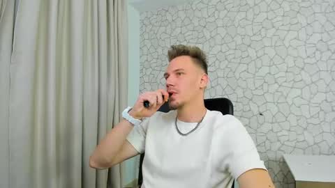 MateoBenjamin online show from February 6, 7:40 pm