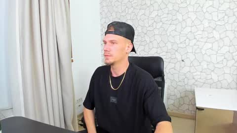 MateoBenjamin online show from February 8, 9:04 pm