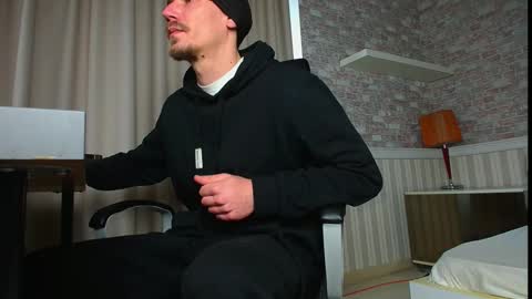 MateoBenjamin online show from December 22, 11:18 am