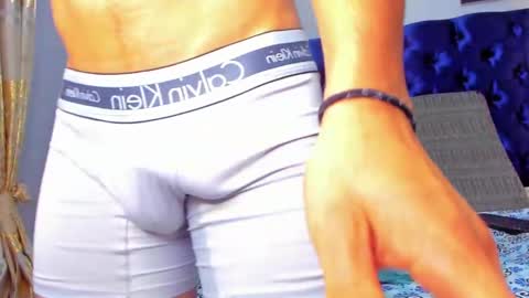 MATEO KING online show from February 25, 7:42 am