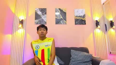 Snapshot of matheodark_ chatting on May 19, 12:11 pm matheodark_ online show from May 19, 12:11 pm