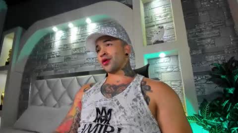 mathew_colt online show from September 25, 11:52 pm