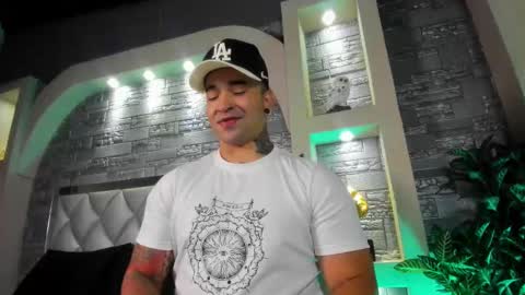 mathew_colt online show from September 27, 8:58 pm