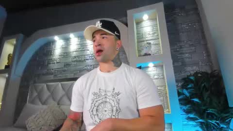 mathew_colt online show from October 7, 8:39 pm