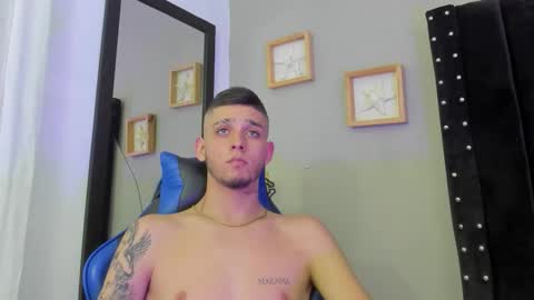 mathewboy2 online show from December 13, 7:53 pm