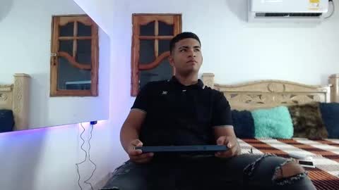 mathews__ online show from November 30, 2:48 am