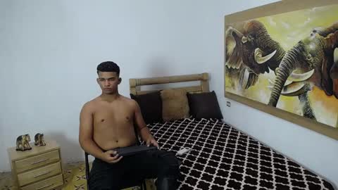 mathews__ online show from January 11, 3:44 am