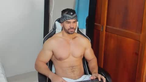 mathews_smith online show from February 12, 11:27 am