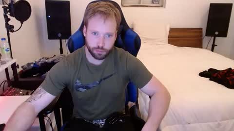 Math online show from February 2, 4:00 am