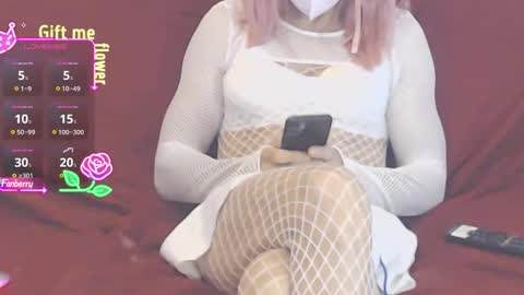 LooLa online show from November 19, 8:36 am