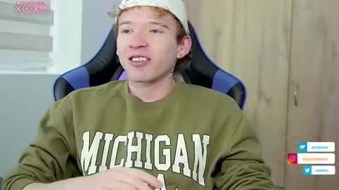 Alejandro Alex online show from October 29, 11:23 am