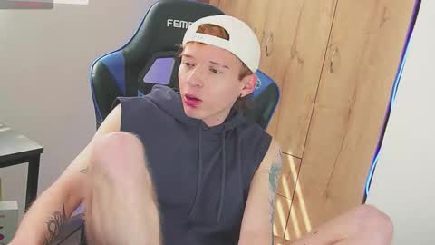 Alejandro Alex online show from November 30, 6:23 pm