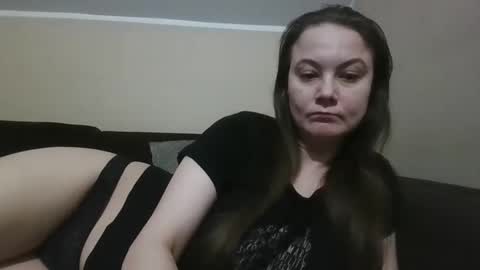 Snapshot of mati1da chatting on February 16, 8:27 pm Matild online show from February 16, 8:27 pm