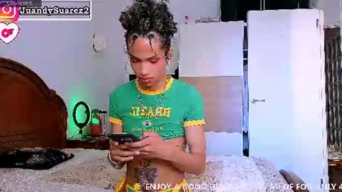 Snapshot of matiu_stonne chatting on July 2, 7:36 am Abby Bella online show from July 2, 7:36 am