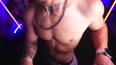 Snapshot of matiusdf chatting on March 23, 5:22 am matius online show from March 23, 5:22 am