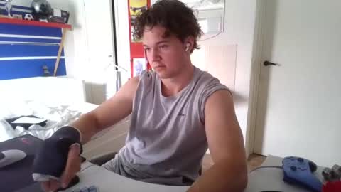 Snapshot of matswijnen1 chatting on July 30, 12:04 pm matswijnen1 online show from July 30, 12:04 pm