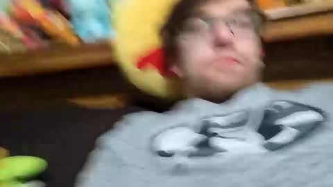 Snapshot of matt98strokesalot chatting on December 5, 4:31 am matt98strokesalot online show from December 5, 4:31 am