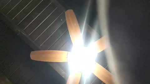 Snapshot of matt98strokesalot chatting on January 2, 4:09 am matt98strokesalot online show from January 2, 4:09 am