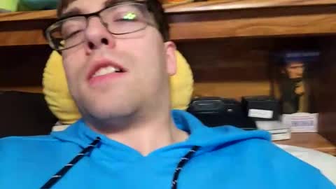 Snapshot of matt98strokesalot chatting on January 7, 4:29 am matt98strokesalot online show from January 7, 4:29 am