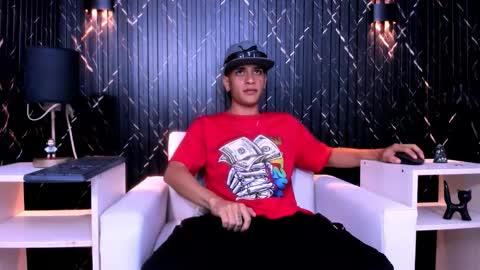 Matt Ruso online show from October 28, 3:32 am