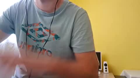 Snapshot of mattek89 chatting on November 27, 8:16 am mattek89 online show from November 27, 8:16 am