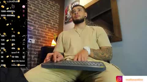 matteosantino online show from November 4, 8:52 pm