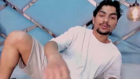 mattfiore online show from November 10, 11:42 am