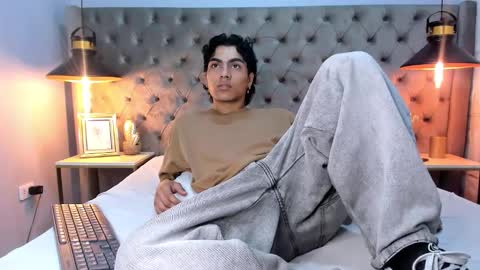 mattfiore online show from November 13, 11:42 am