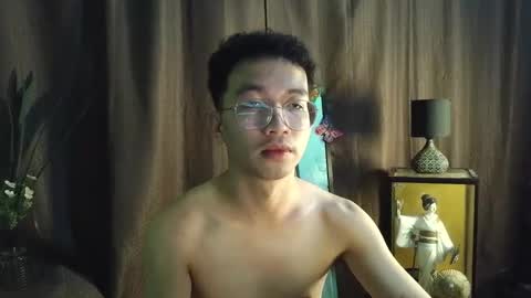 Snapshot of matthew_1209 chatting on September 16, 3:13 pm matthew_1209 online show from September 16, 3:13 pm