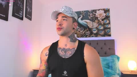 Matthew INDEPENDENT MODEL online show from March 12, 2:50 am