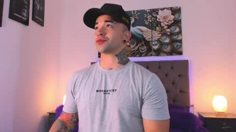 Matthew INDEPENDENT MODEL online show from April 16, 1:50 am