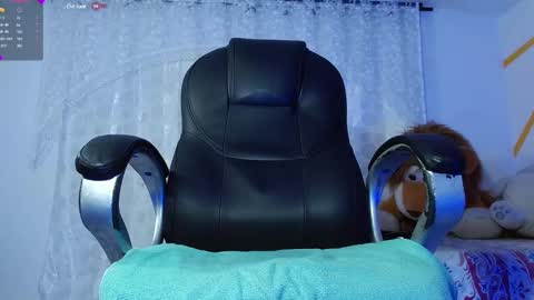 Snapshot of matthewboy_ chatting on December 3, 9:11 am MatthewBoy online show from December 3, 9:11 am