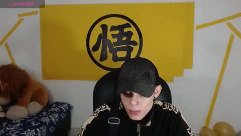 Snapshot of matthewboy_ chatting on February 2, 4:37 am MatthewBoy online show from February 2, 4:37 am