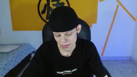 Snapshot of matthewboy_ chatting on February 7, 11:34 am MatthewBoy online show from February 7, 11:34 am