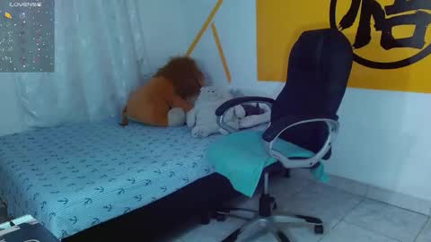 Snapshot of matthewboy_ chatting on February 15, 2:33 pm MatthewBoy online show from February 15, 2:33 pm