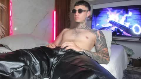 Matt online show from May 8, 11:32 pm