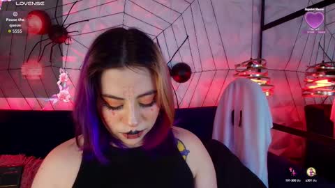 Snapshot of matti_sofia chatting on October 15, 11:10 am TATIANA AND ROUS online show from October 15, 11:10 am