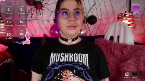 Snapshot of matti_sofia chatting on October 17, 11:02 am TATIANA AND ROUS online show from October 17, 11:02 am