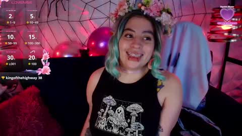 Snapshot of matti_sofia chatting on October 22, 11:10 am TATIANA AND ROUS online show from October 22, 11:10 am