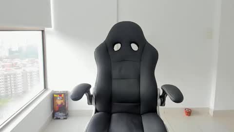 Snapshot of mattia_dupont chatting on February 28, 8:32 pm Mattias online show from February 28, 8:32 pm