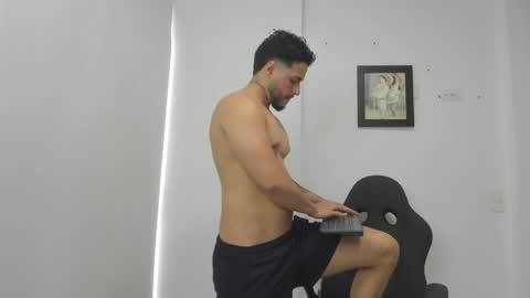 Mattias online show from April 10, 9:41 pm