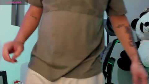 Snapshot of mattiwsmorris_ chatting on September 12, 4:51 pm mattiwsmorris_ online show from September 12, 4:51 pm