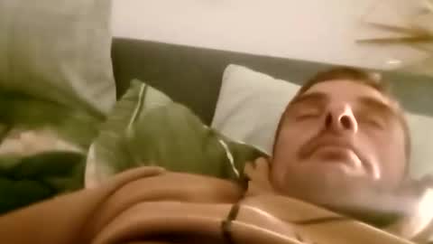 mattlesnake_101 online show from April 6, 2:07 pm