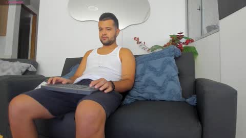 MattMeness online show from November 4, 10:47 am